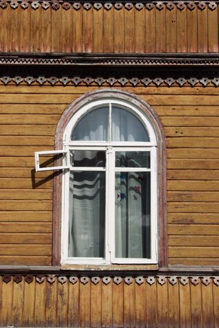 3238TheWindowHaapsalu.jpg